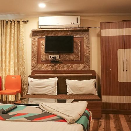 Hotel Mukesh Residency Pune Exterior foto