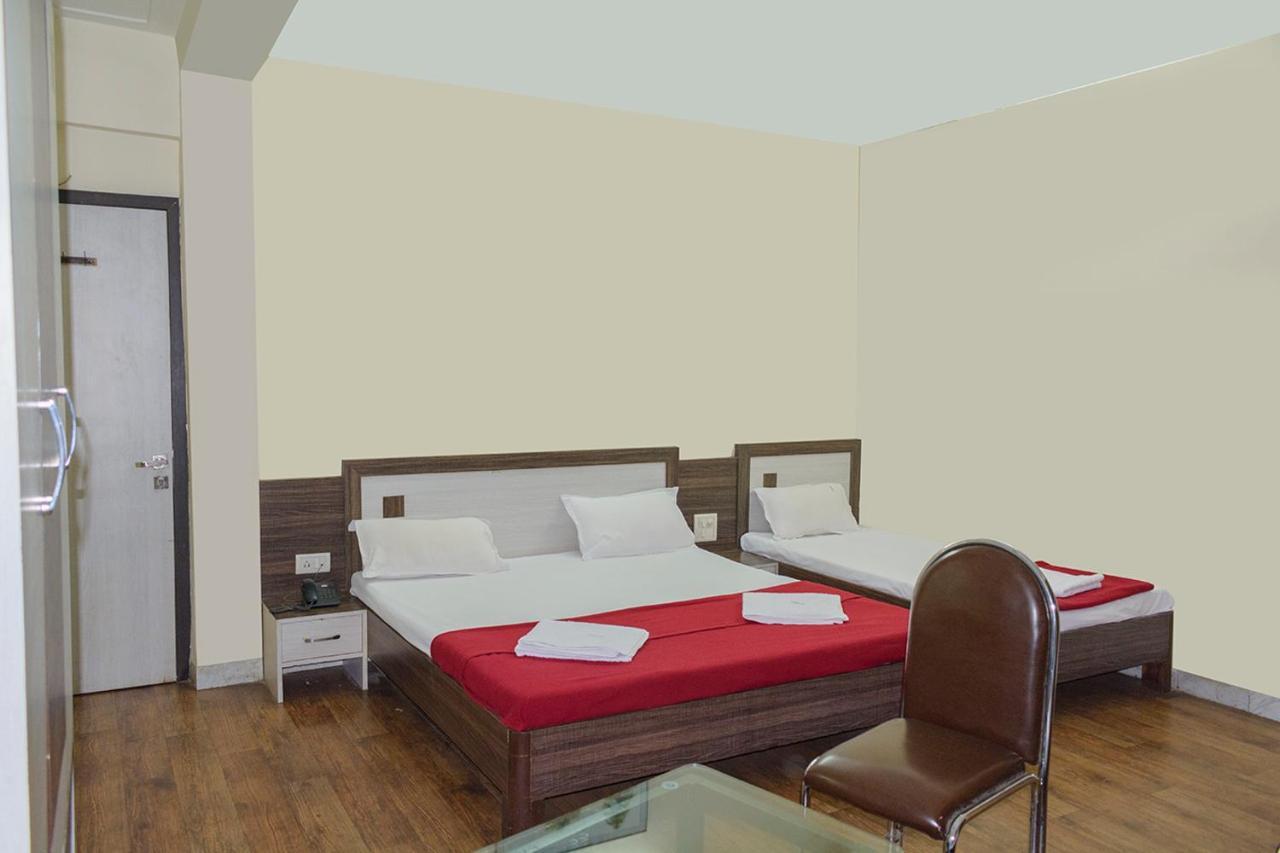 Hotel Mukesh Residency Pune Exterior foto