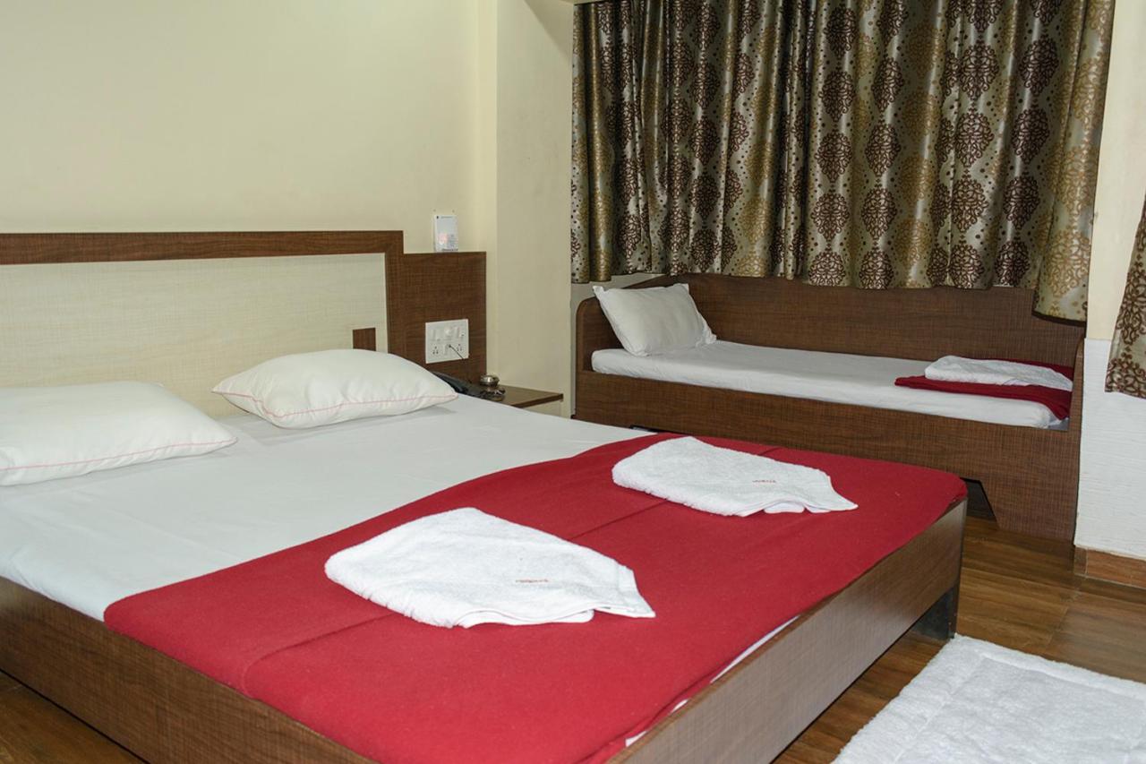Hotel Mukesh Residency Pune Exterior foto