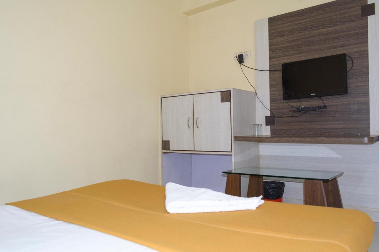 Hotel Mukesh Residency Pune Exterior foto