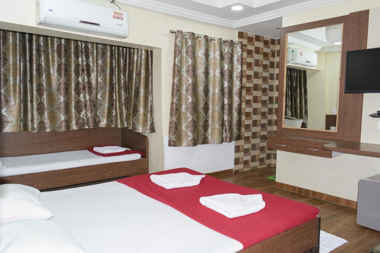 Hotel Mukesh Residency Pune Exterior foto